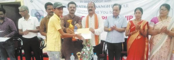 शतरंज टूर्नामेंट में मयंक अंडर-15 के बने विजेता
