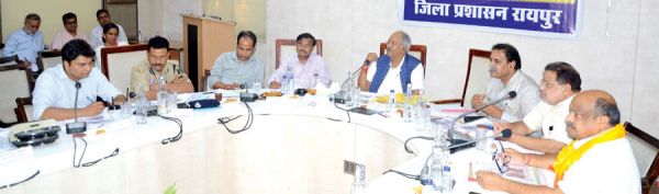 राजधानी की ट्रैफिक व्यवस्था पर सांसद और विधायकों ने जताया असंतोष, सुधार के कई निर्देश