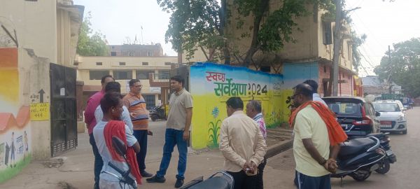 अंकिता निलंबित,  राठौर, यदु के विरूद्ध डीई          