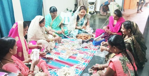 मिलेट्स से स्वादिष्ट व्यंजन बना रही महिला समूह, बढ़ रही मांग और सफलता