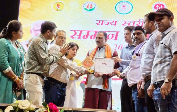 उत्कृष्ट कार्य, नांदगांव को मिला राज्य स्तरीय पुरस्कार