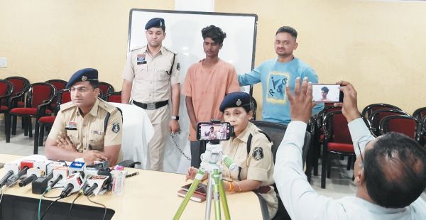 मांगने पर पैसे नहीं दिए तो चाकू मारकर ले ली जान, गिरफ्तार