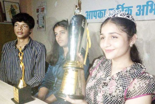 अक्षिता बनीं मिस एशिया स्टार