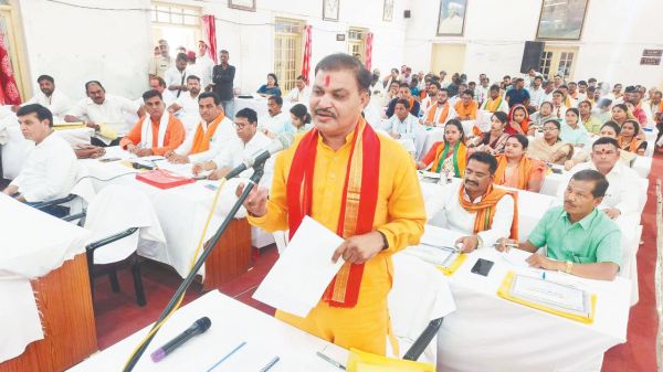 शहर की तस्वीर बदलने महापौर यादव की बड़ी घोषणाएं