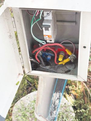 बाल बाल बचे बच्चे