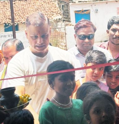 राशन दुकान व आंगनबाड़ी केन्द्र का उद्घाटन