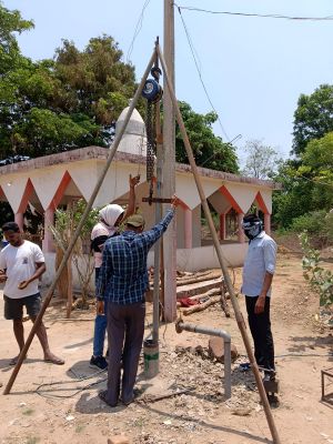 कलेक्टर ने मांगी पानी की समस्या वाले गांवों की सूची, हैंडपंप मरम्मत के निर्देश