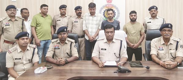 अंतरराज्यीय साइबर ठग गिरोह का भंडाफोड़  