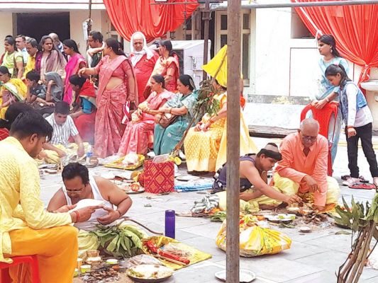 मैथिल ब्राह्मण समाज में 21 बटुकों का सामूहिक यज्ञोपवीत संस्कार-पं विजय झा