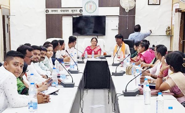 कुरुद जनपद: राशि आवंटन में भेदभाव का आरोप, विपक्ष ने किया सामान्य सभा का बहिष्कार