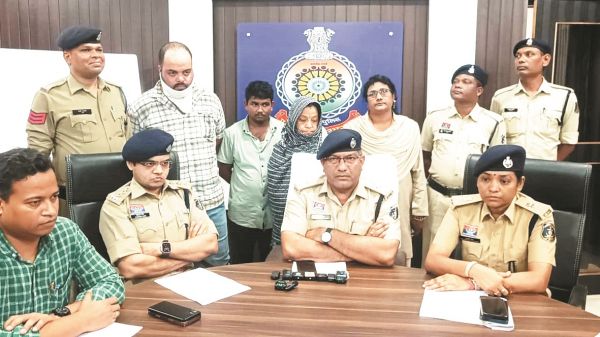 देह व्यापार, आरोपी गिरफ्तार
