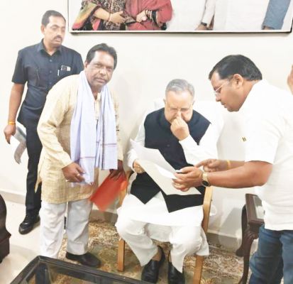बुजुर्ग लोक कलाकार का मानदेय बढ़ा, सीएम-विस अध्यक्ष का जताया आभार