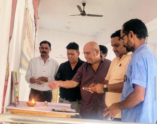 प्रेस क्लब में मैग्नेट  चिकित्सा शिविर 