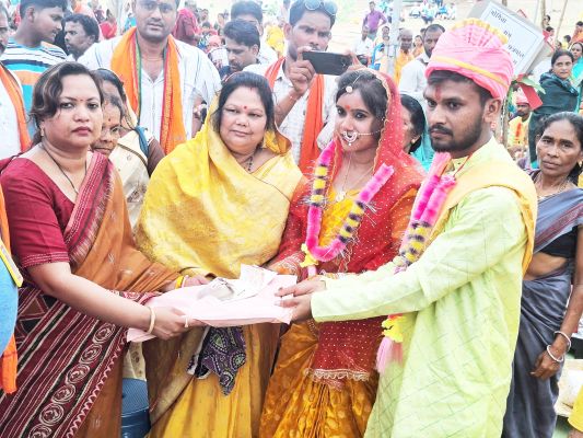46 जोड़ों की निकली बारात