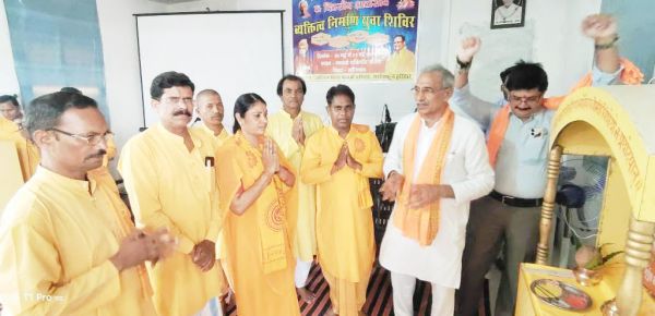 देश के पुनर्निर्माण में युवाओं की महत्वपूर्ण भूमिका - चंदूलाल साहू
