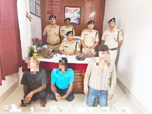 रेल्वे केबल चोरी मामले में तीन गिरफ्तार
