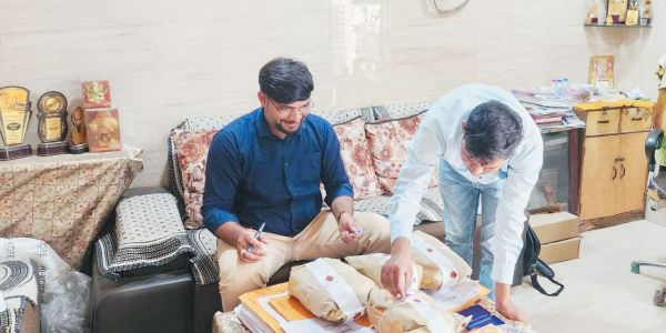  3 संस्थानों में दबिश, लिए सैम्पल