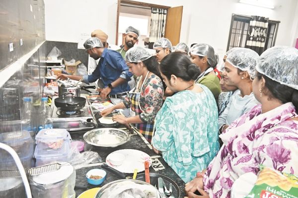कुकिंग-बेकिंग की ट्रेनिंग