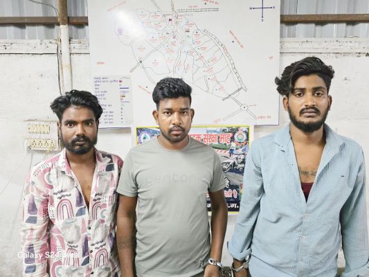 चेन लूट के चार आरोपी गिरफ्तार 