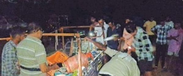 मालवाहक ने ई रिक्शा को मारी ठोकर, चालक की मौत