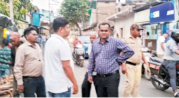 सडक़ निर्माण कार्य में भारी अनियमितता