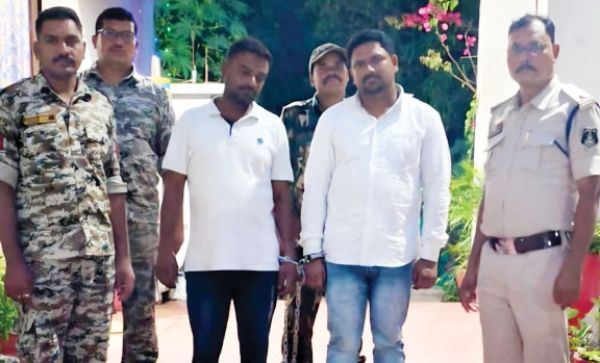 नकली टीवी बेचने वाले दो आरोपी गिरफ्तार, 7.20 लाख का सामान जब्त