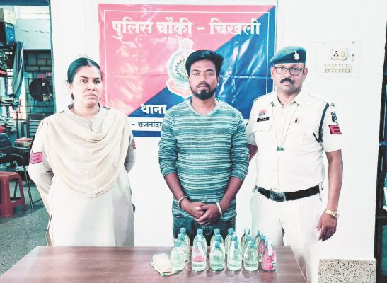 शराब बिक्री करने वाले दो गिरफ्तार