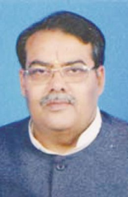 शीर्ष नेता अपनी ही पार्टी को समाप्त करने में लगे हैं- चौधरी