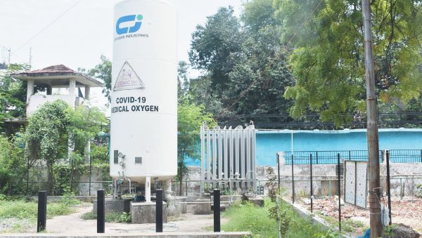 दम तोड़ चुका ऑक्सीजन प्लांट