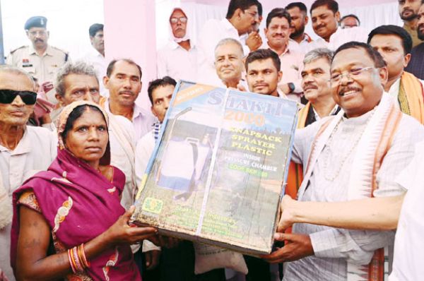 विकसित कृषि संकल्प अभियान में कृषि मंत्री हुए शामिल