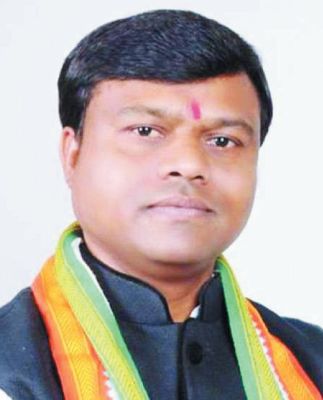 ट्रांसफर नीति में सबसे ज्यादा फायदा मंत्रियों को- बैज