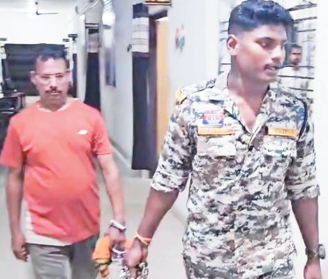 नाबालिग से रेप, अधेड़ आरोपी गिरफ्तार