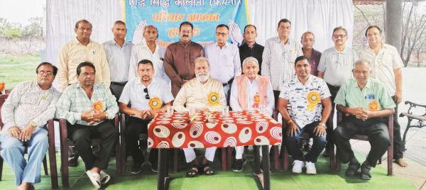 साहित्यिक परिचर्चा व काव्य गोष्ठी