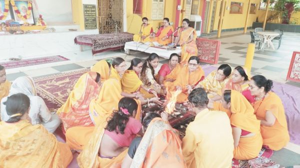 गायत्री जयंती और गंगा दशहरा पर्व पर यज्ञ