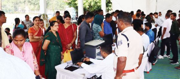 सुविधा शिविर में पुलिस अफसर-कर्मी व उनके परिवार हुए लाभान्वित