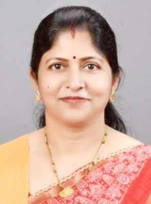 पेड़ पौधे प्रकृति का वरदान, सहेजकर रखे-योगिता सिन्हा