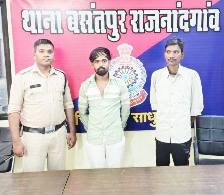 4 साल से फरार 2 वारंटी गिरफ्तार