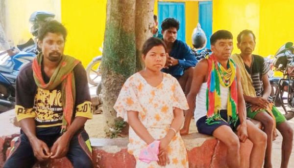 तबीयत बिगड़ी, दो नाबालिग सहेलियों की मौत