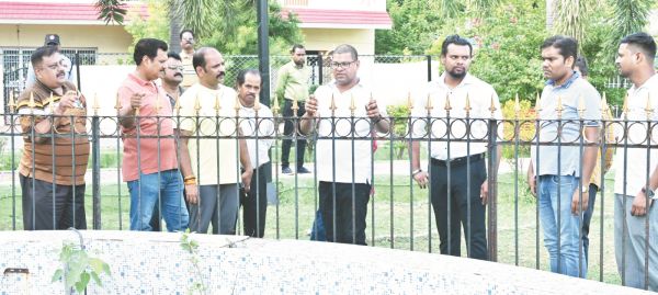 आयुक्त ने बंद फौव्वारे को चालू करने के दिए निर्देश  