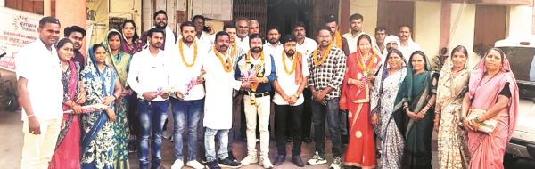 युगलकिशोर जनपद सरपंच संघ अध्यक्ष, धर्मेन्द्र व अरुण  उपाध्यक्ष बने