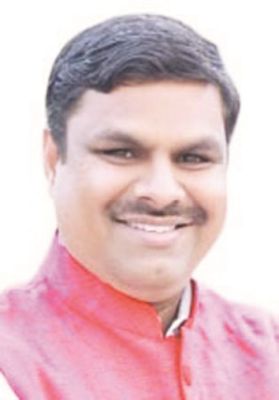 विधायक गजेन्द्र यादव स्वस्थ होकर घर लौटे