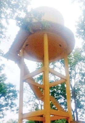  हरवेल में जल जीवन मिशन पानी टंकी अधूरा, ग्रामीण परेशान