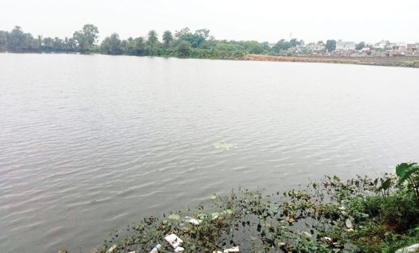 प्री-मानसून बारिश में ही नदी-नालों का बढ़ा जलस्तर 