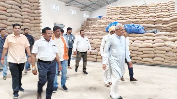 नान अध्यक्ष ने गोदाम का निरीक्षण कर पौधरोपण का दिया संदेश