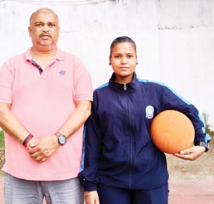 राष्ट्रीय टारगेट बॉल स्पर्धा के  लिए रिंकी सिंह का चयन