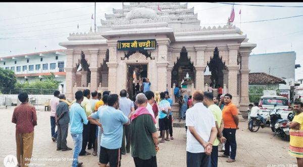 कुरूद चंडी मंदिर में लाखों की चोरी