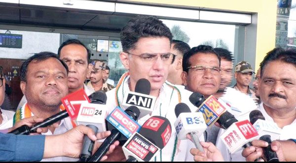 नक्सल समस्या का राजनीतिकरण नहीं होना चाहिए- पायलट