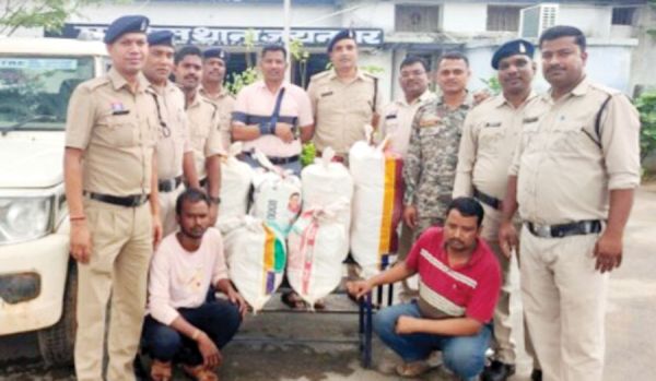24 लाख का गांजा जब्त, 2 तस्कर गिरफ्तार