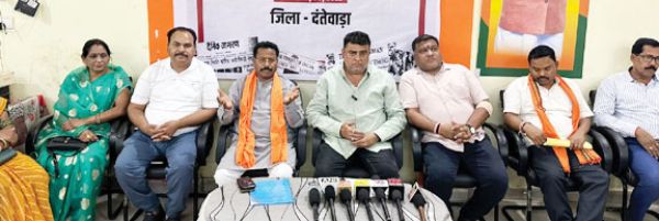 आपातकाल ने छीने नागरिकों के अधिकार-दीपेश अरोरा