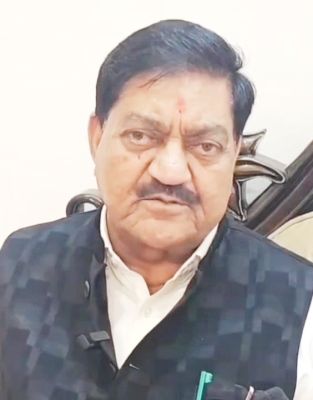 राशन दुकान में भगदड़ पर खाद्य मंत्री ने जताई नाराजगी, केंद्र सरकार से समय बढ़ाने की मांग